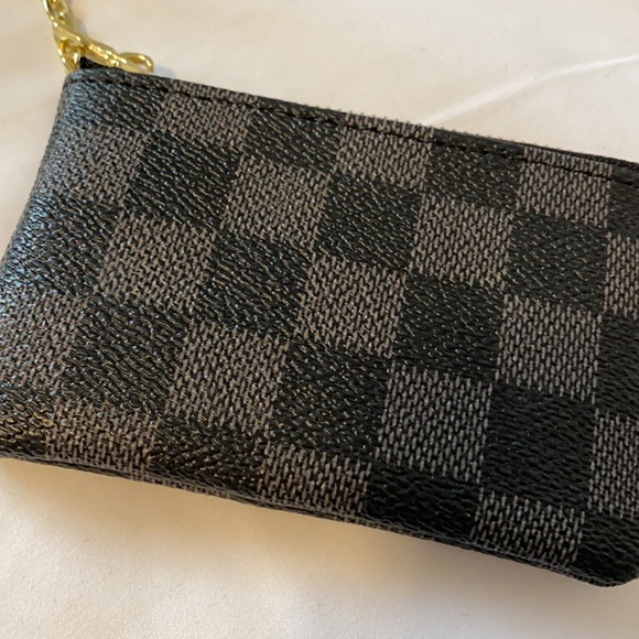 Checkered coin/card keychain - Picture 2 of 4